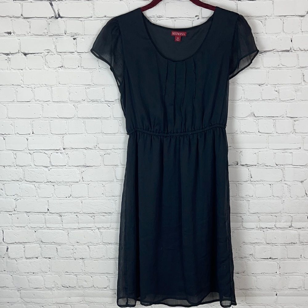 Black Dress 